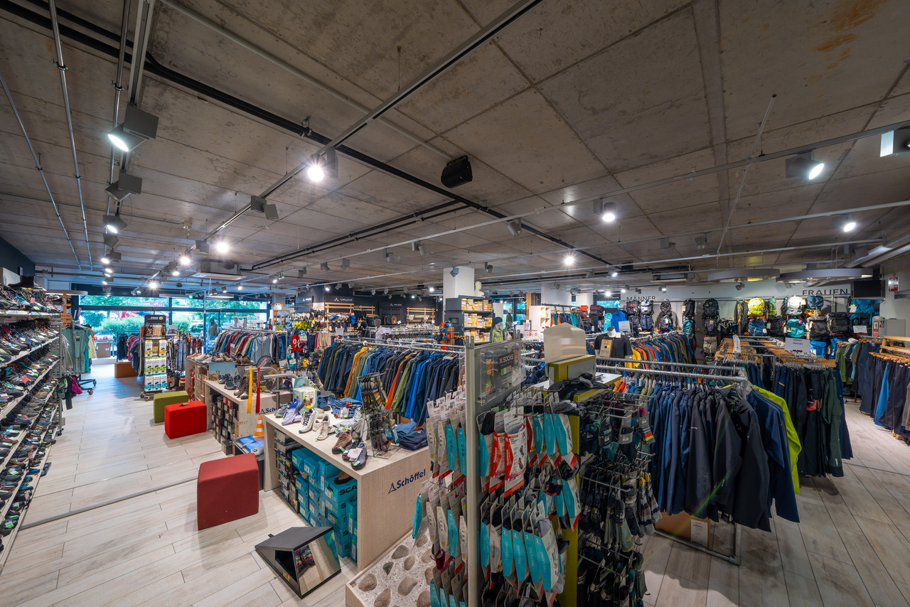 637m² negozio