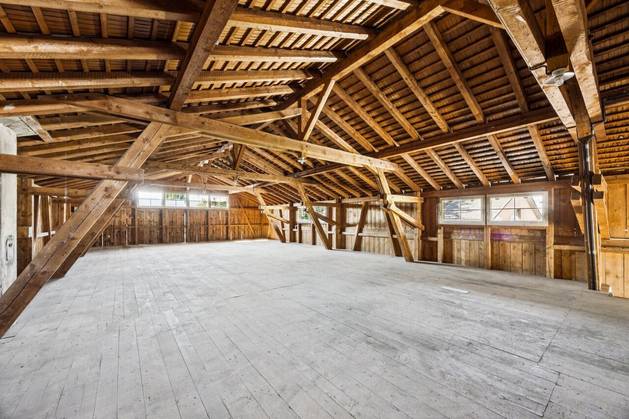 569m² commerciale