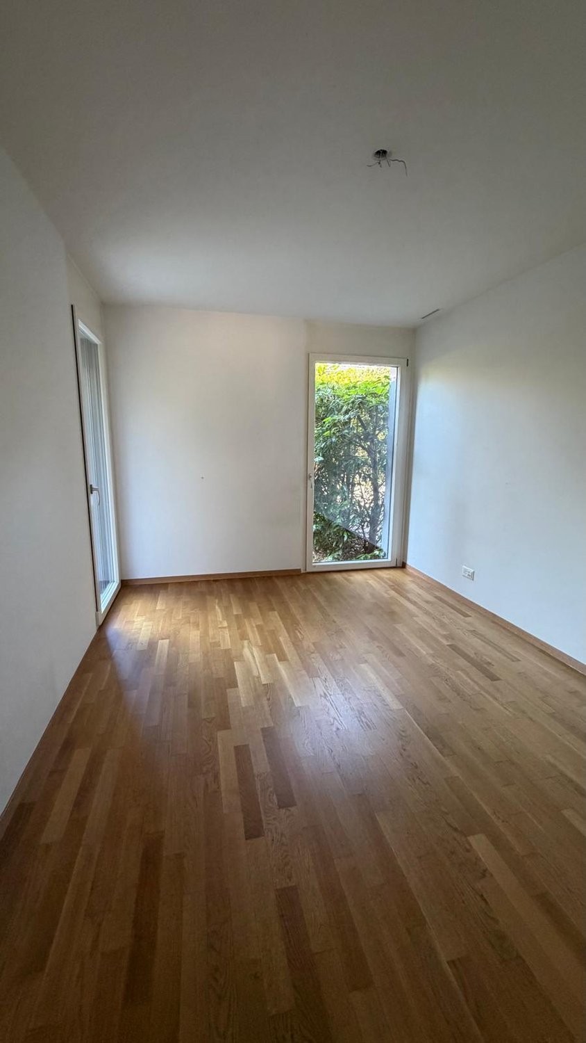 5 rooms apartment