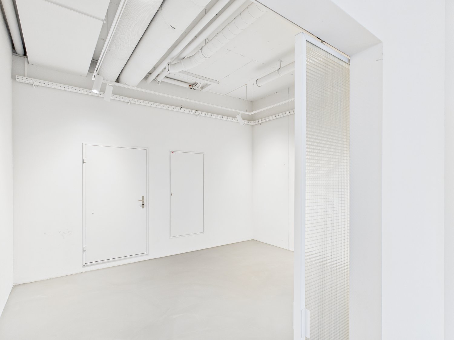 333m² negozio