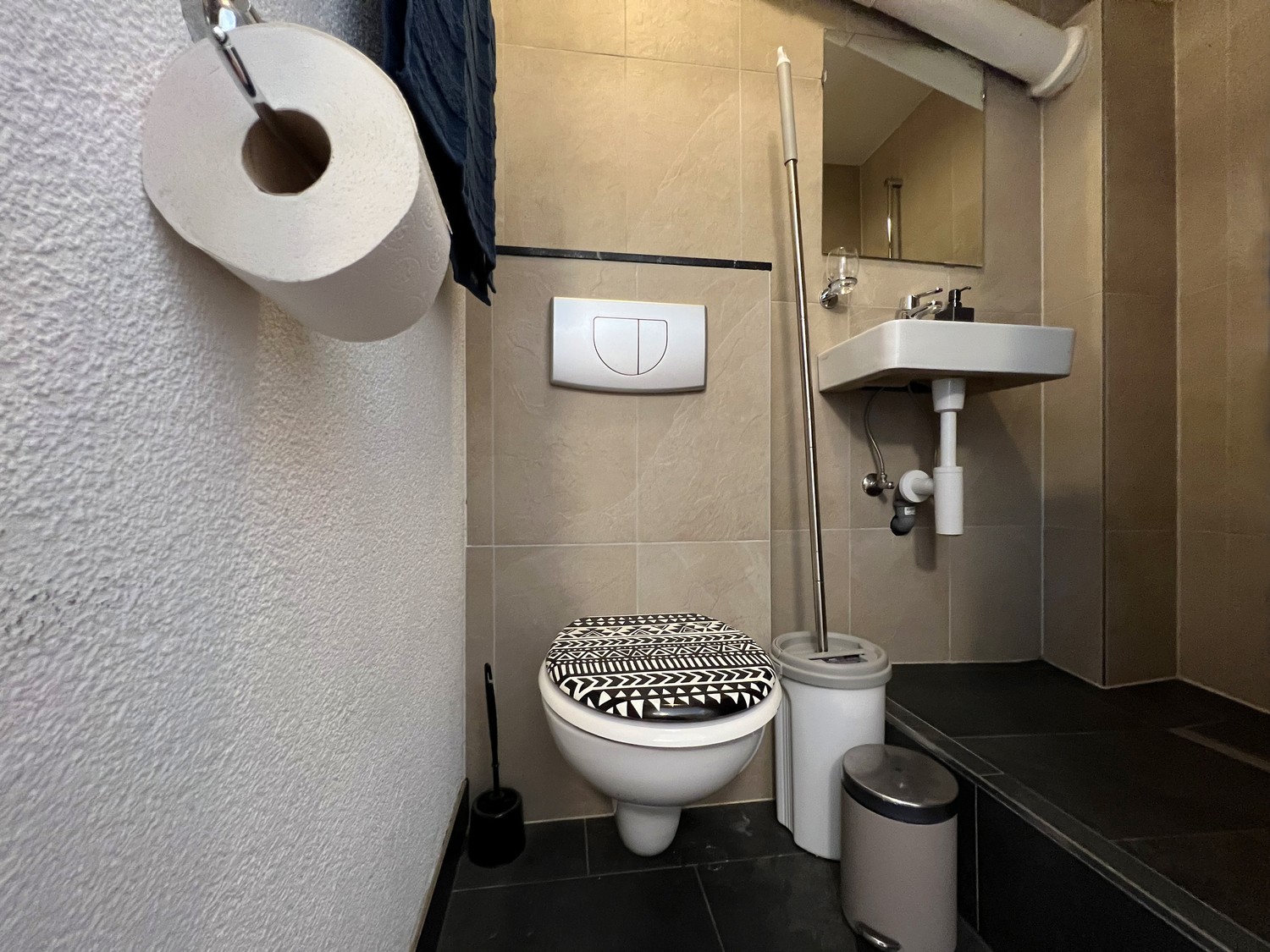 1-Zimmer-möblierte Wohnung
