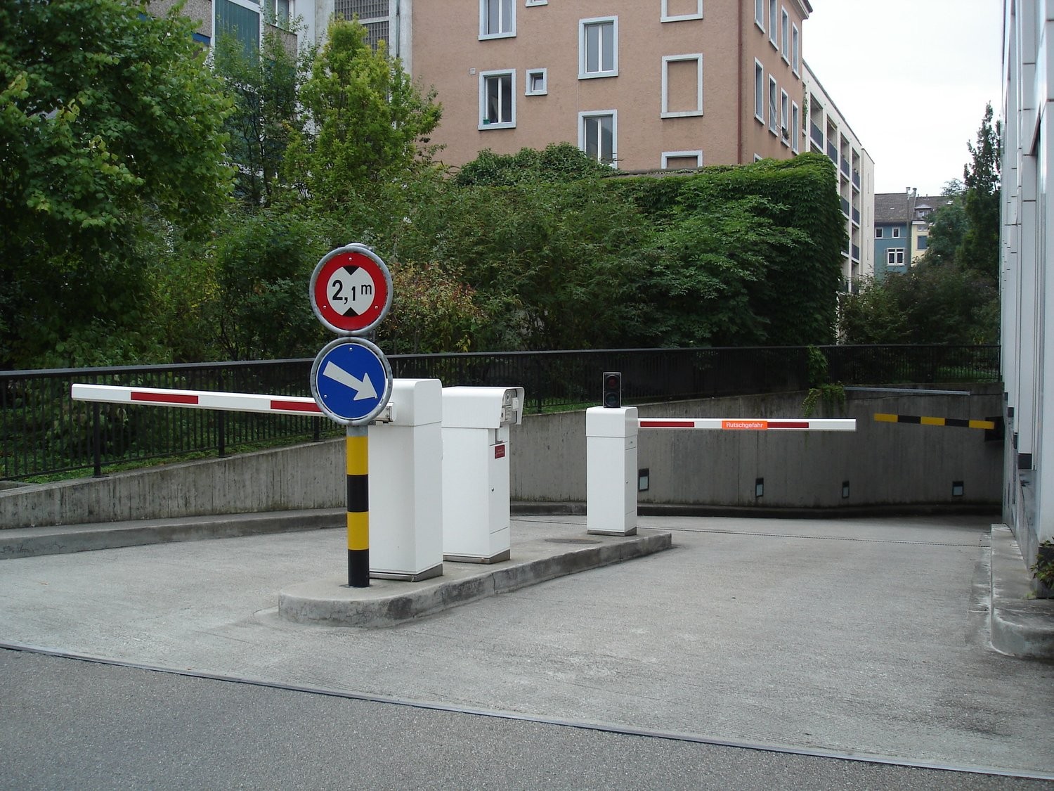 200m² magazzino