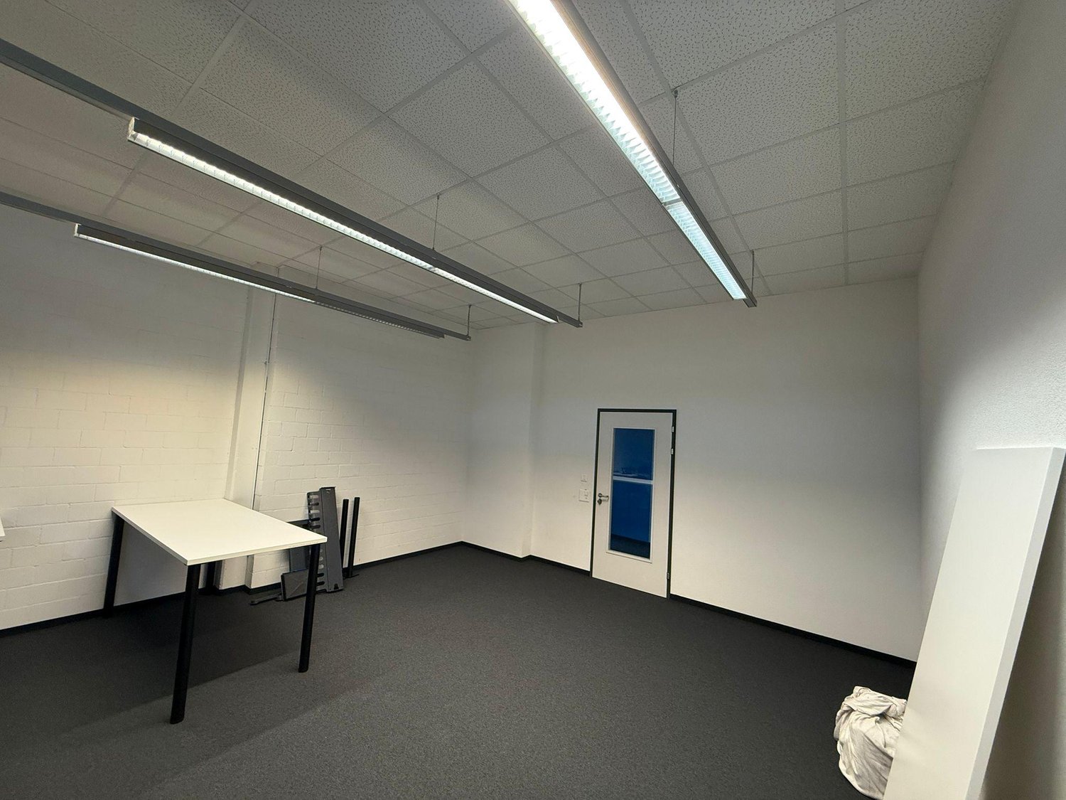 34m² commercial