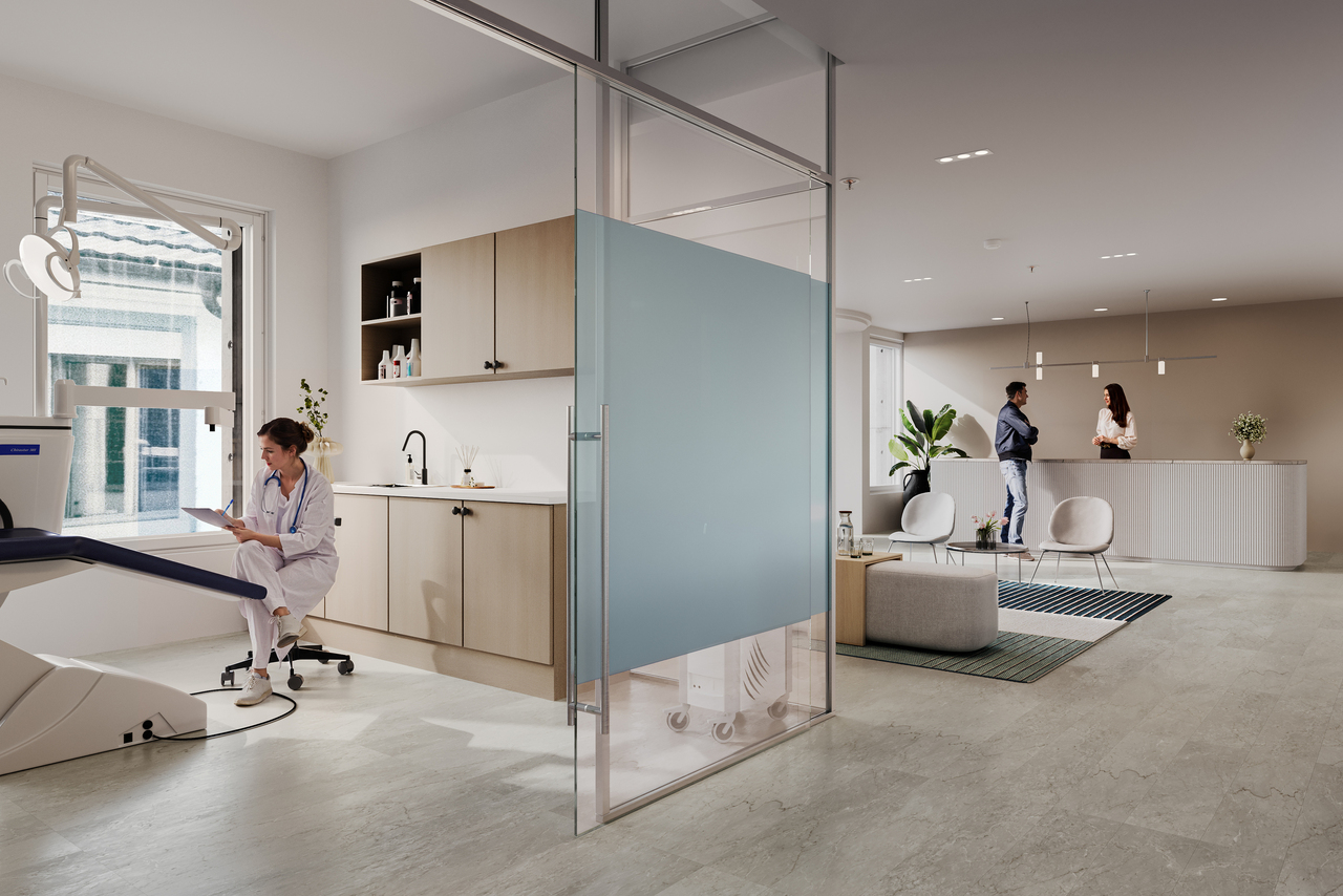 660m² office