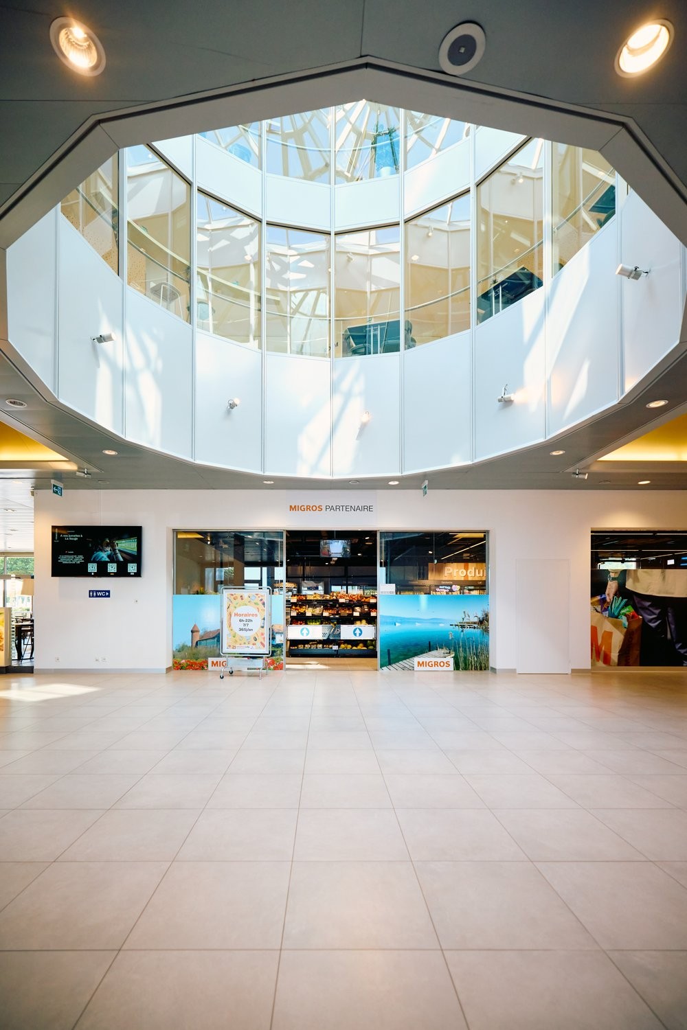 negozio di 156m²