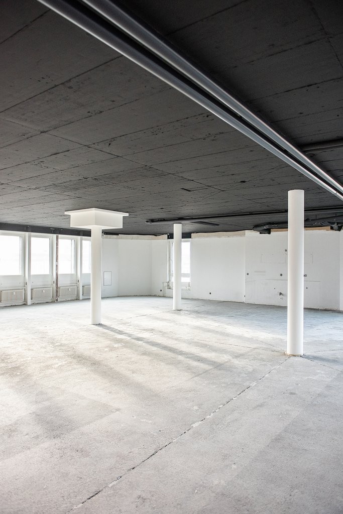 236m² office