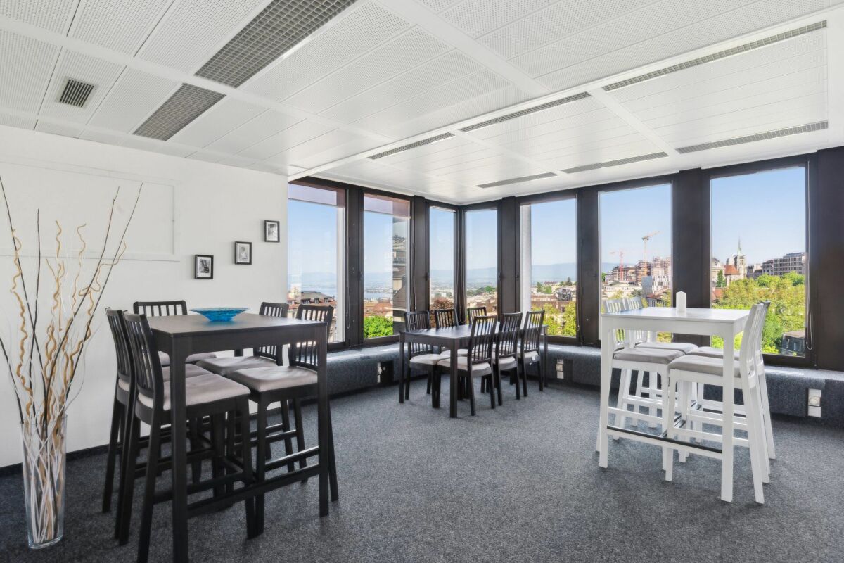 500m² office
