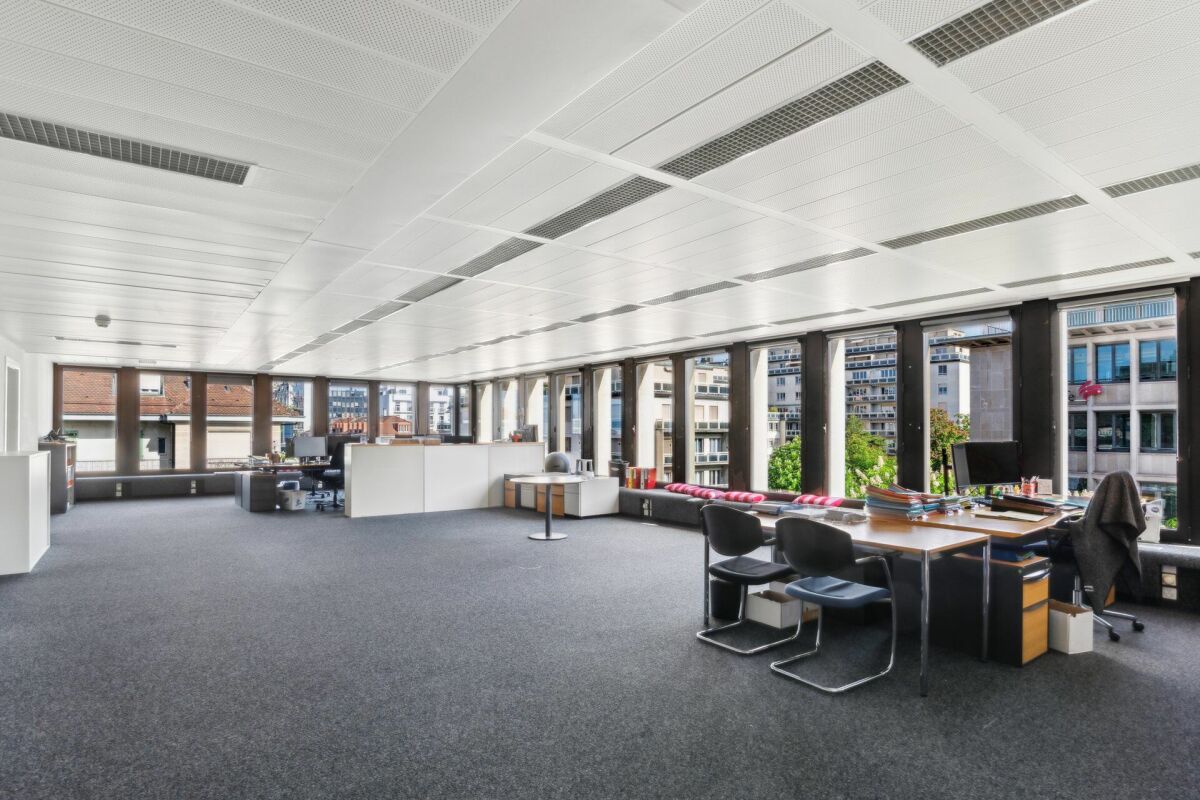 500m² office