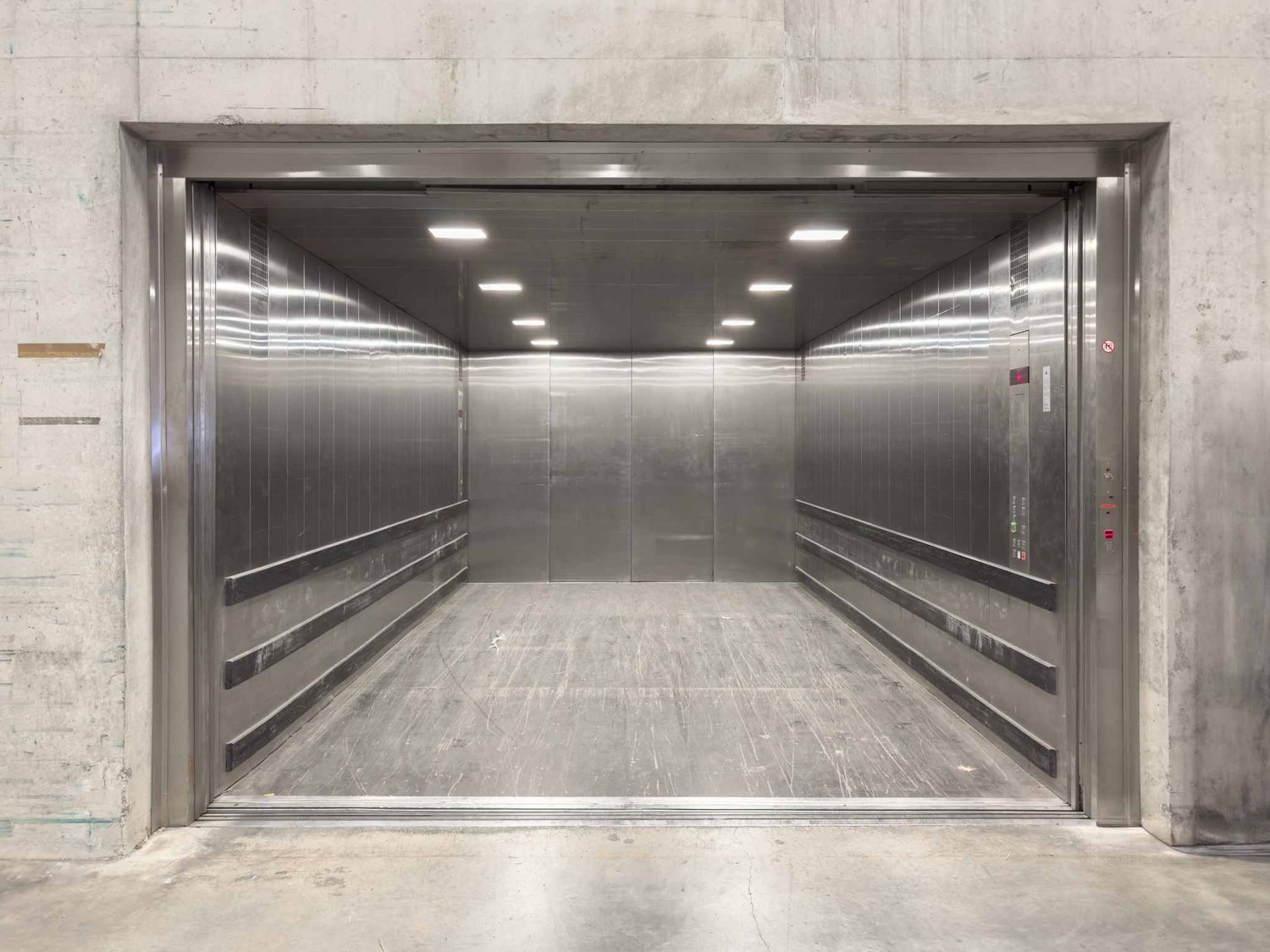 2157m² commercial