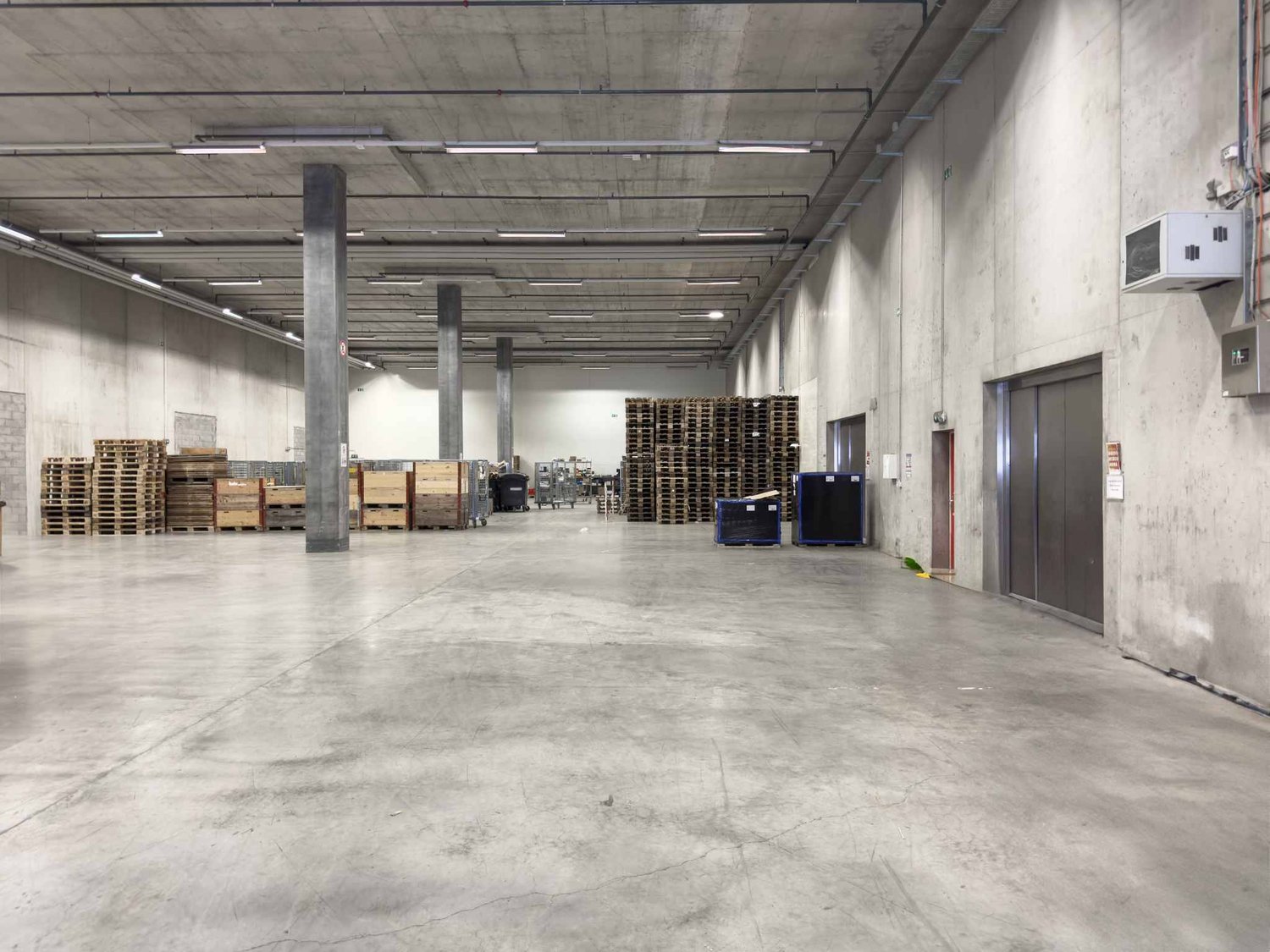 2157m² commercial