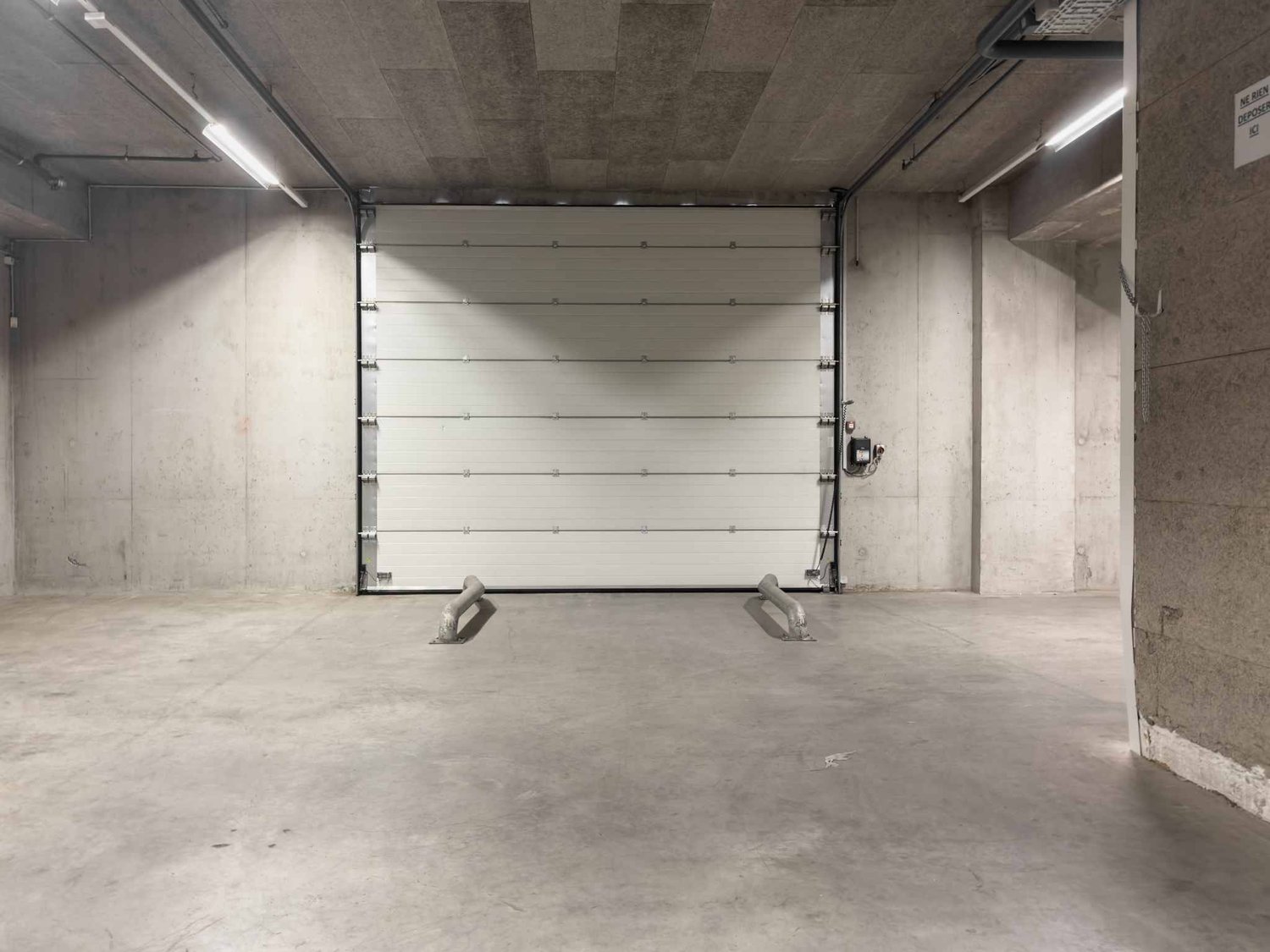2157m² commercial