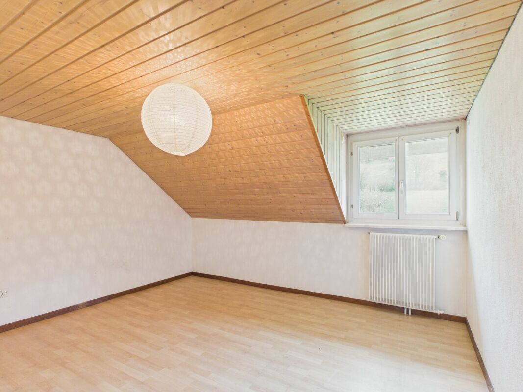 5 rooms apartment