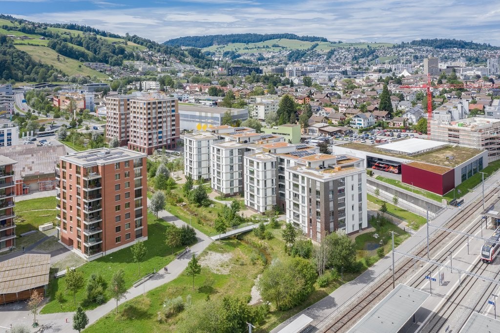 60m² commercial
