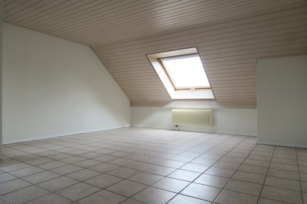 Appartement sous les combles de 2 ½ pièces