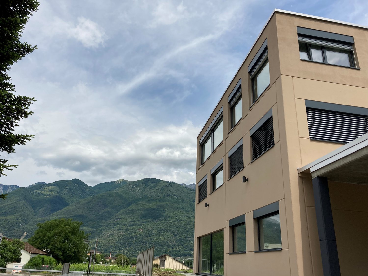 242m² di superficie commerciale