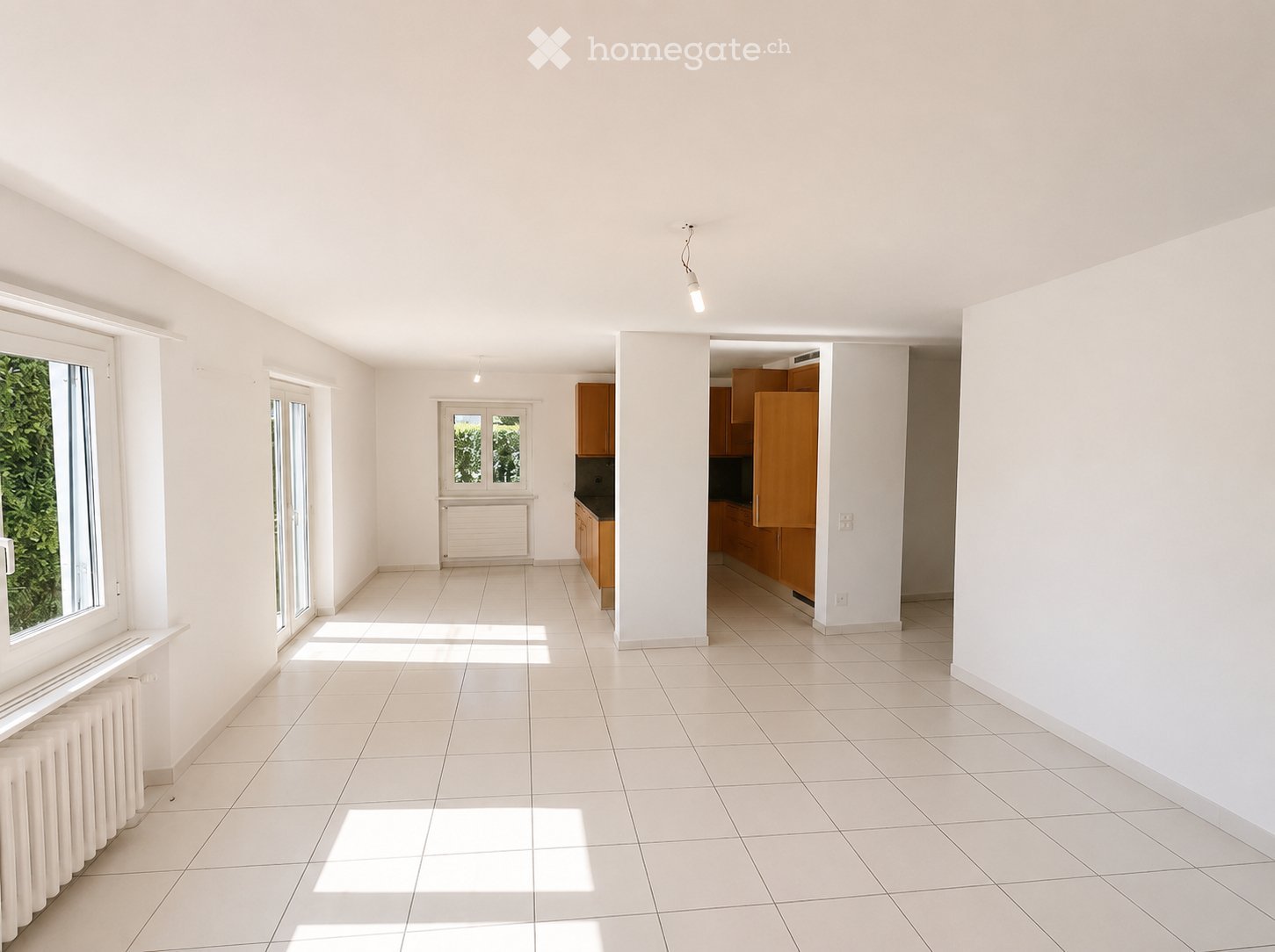 5 rooms apartment