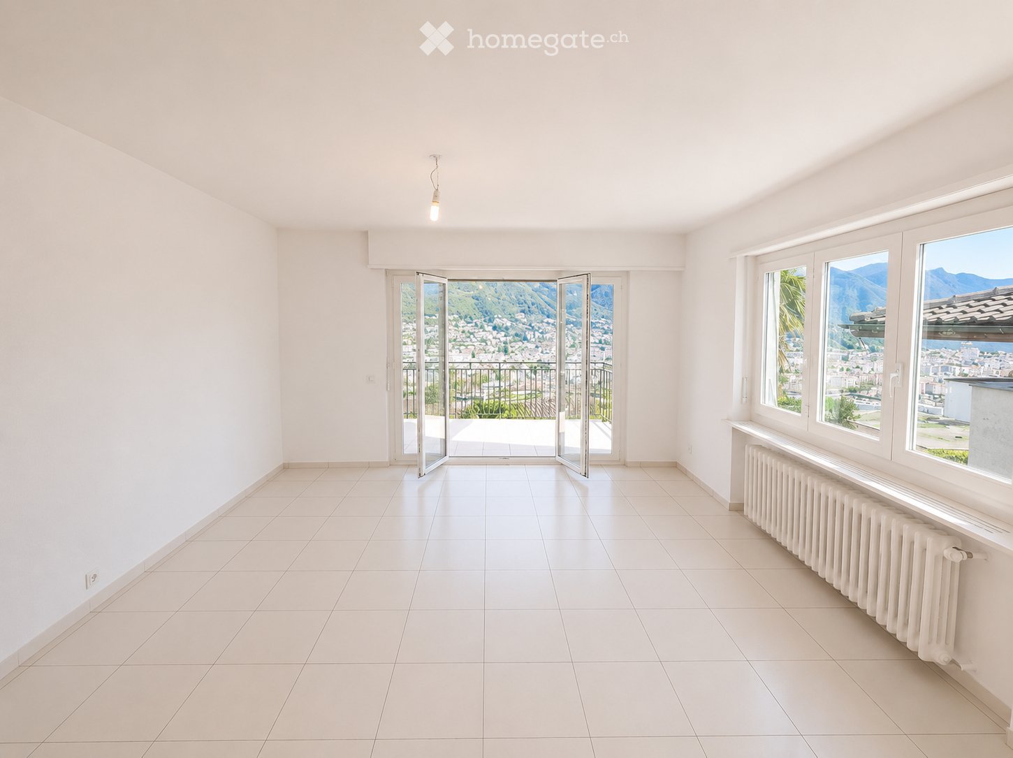 5 rooms apartment