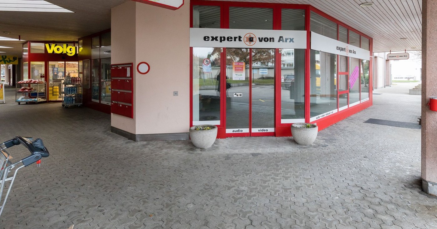 390m² commercial