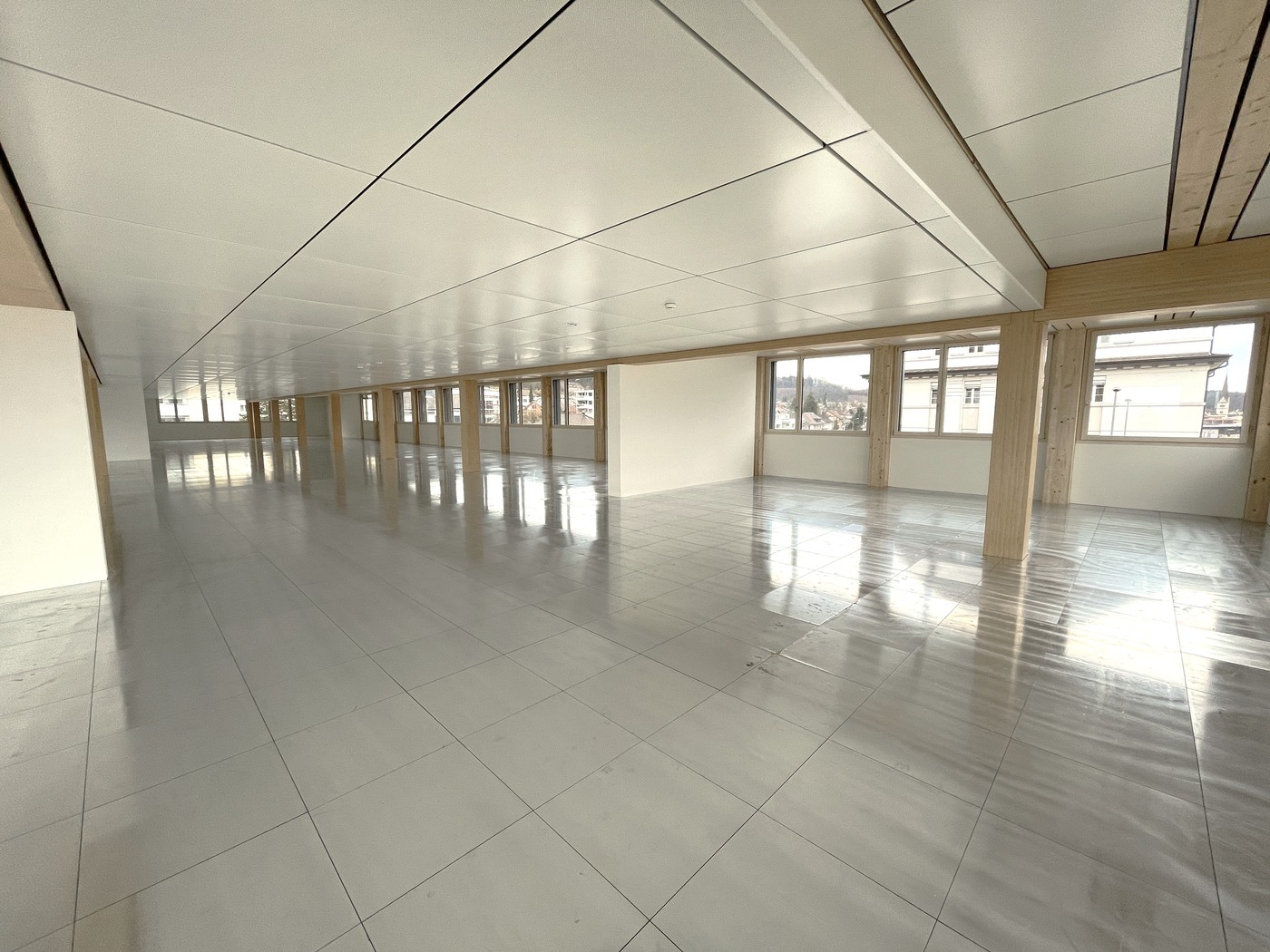 622m² commercial