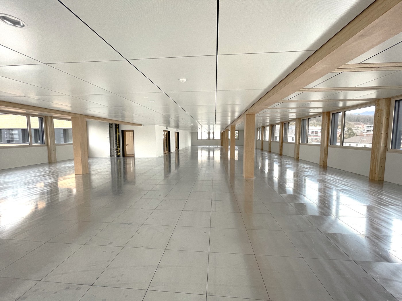 622m² commercial
