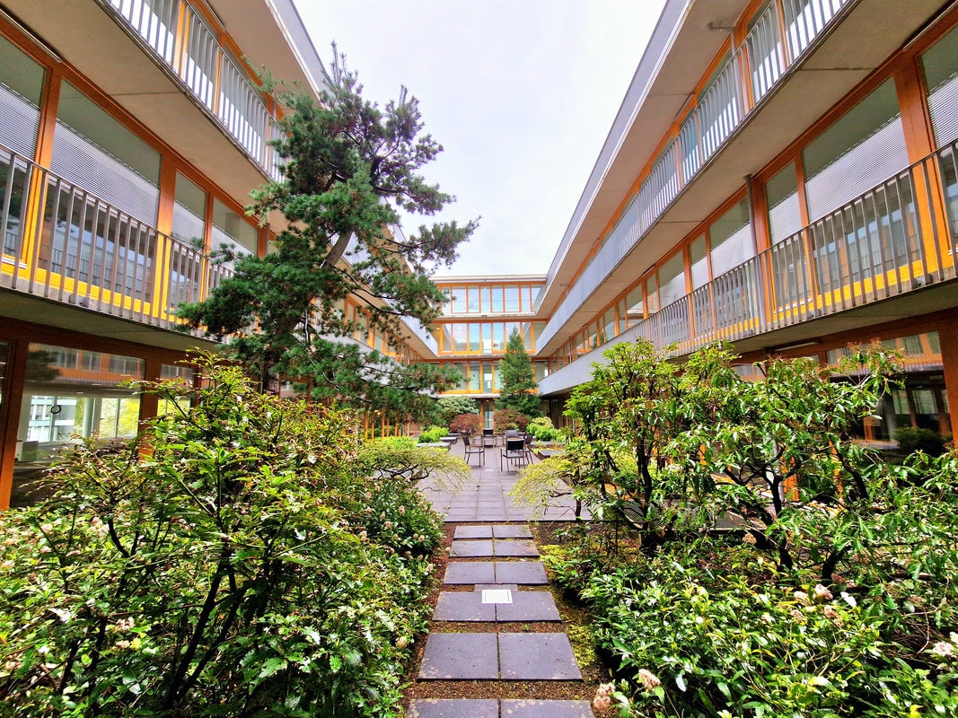 500m² office