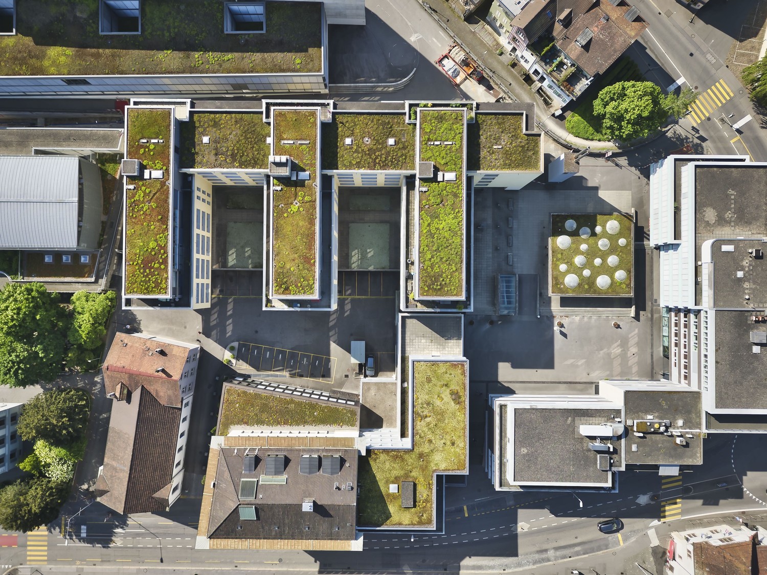 104m² office