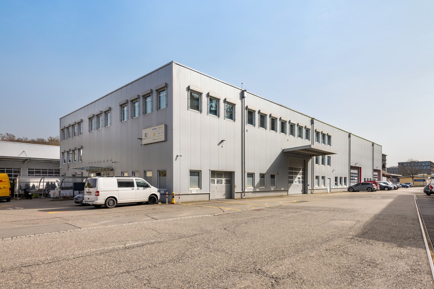 500-1000m² industrial object