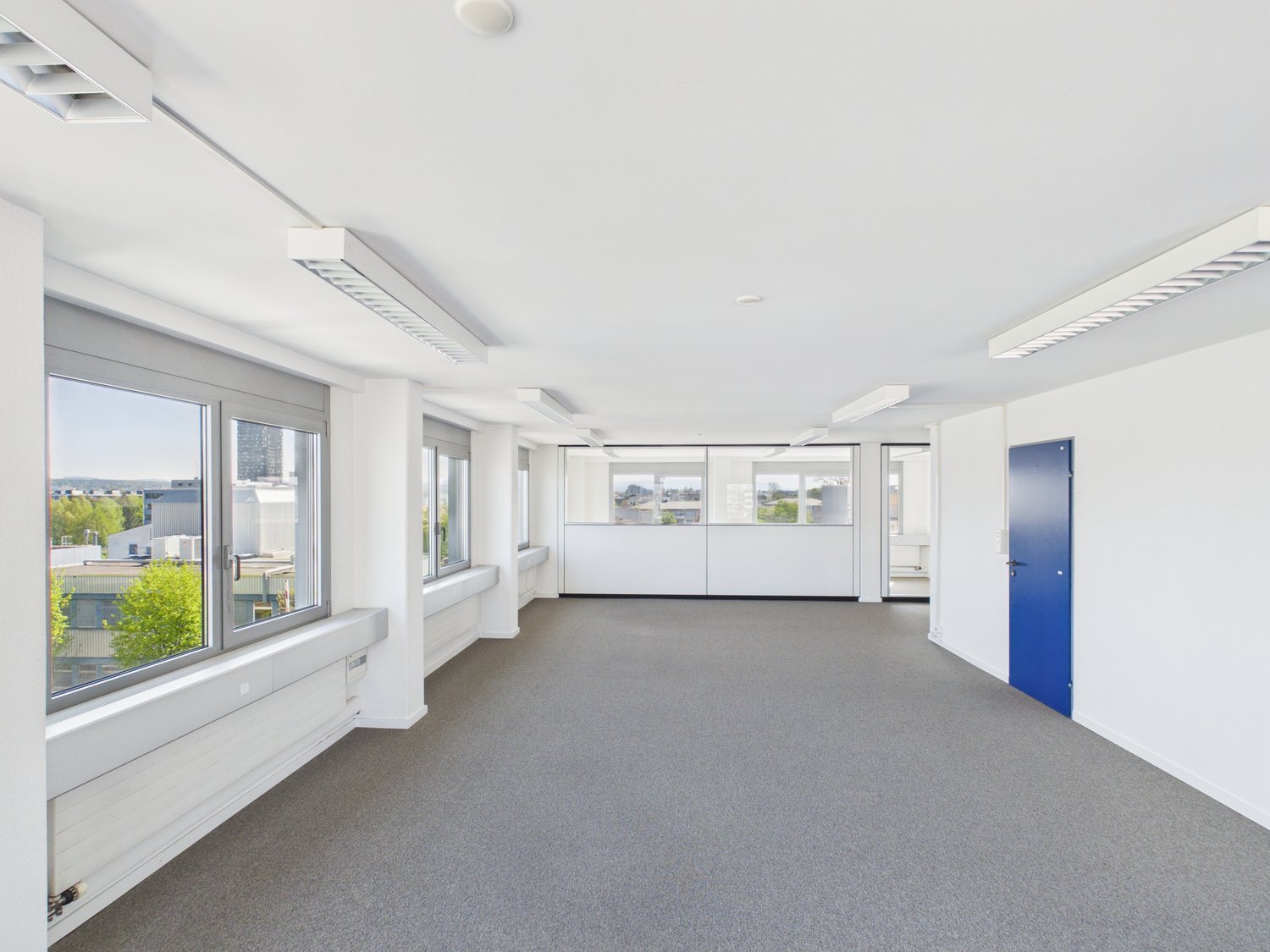 153m² office