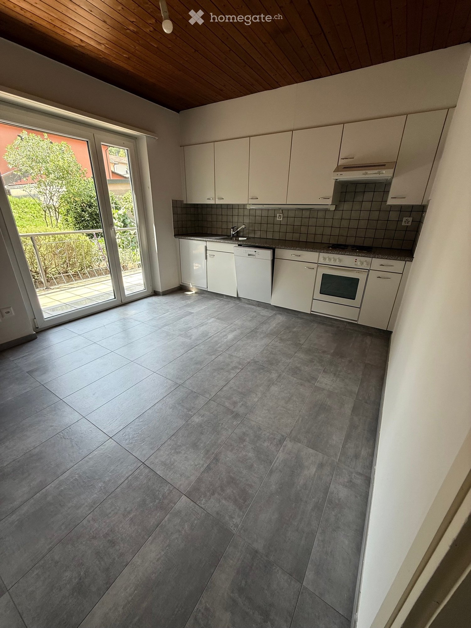 3 rooms apartment