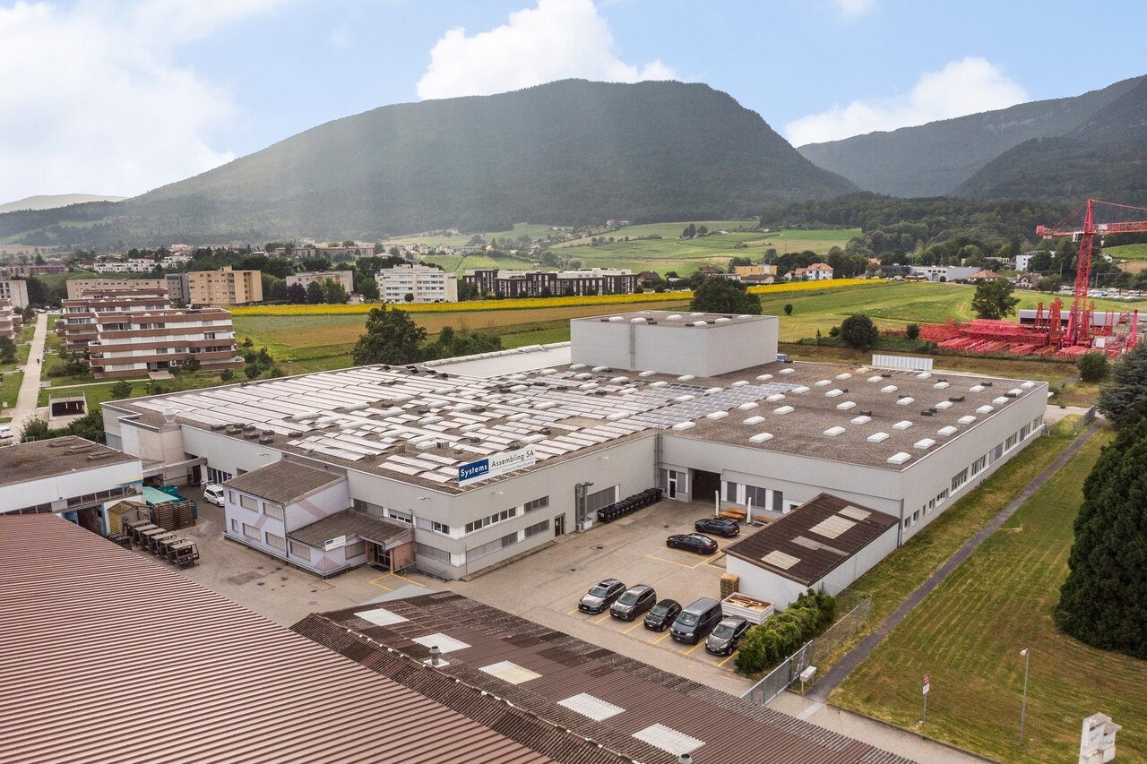 1066m² industrial object