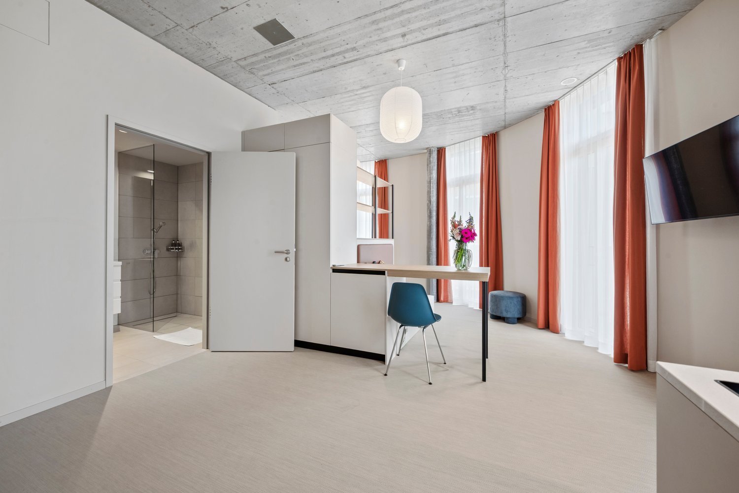1 room studio