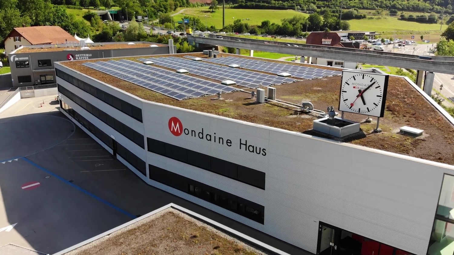500m² commercial