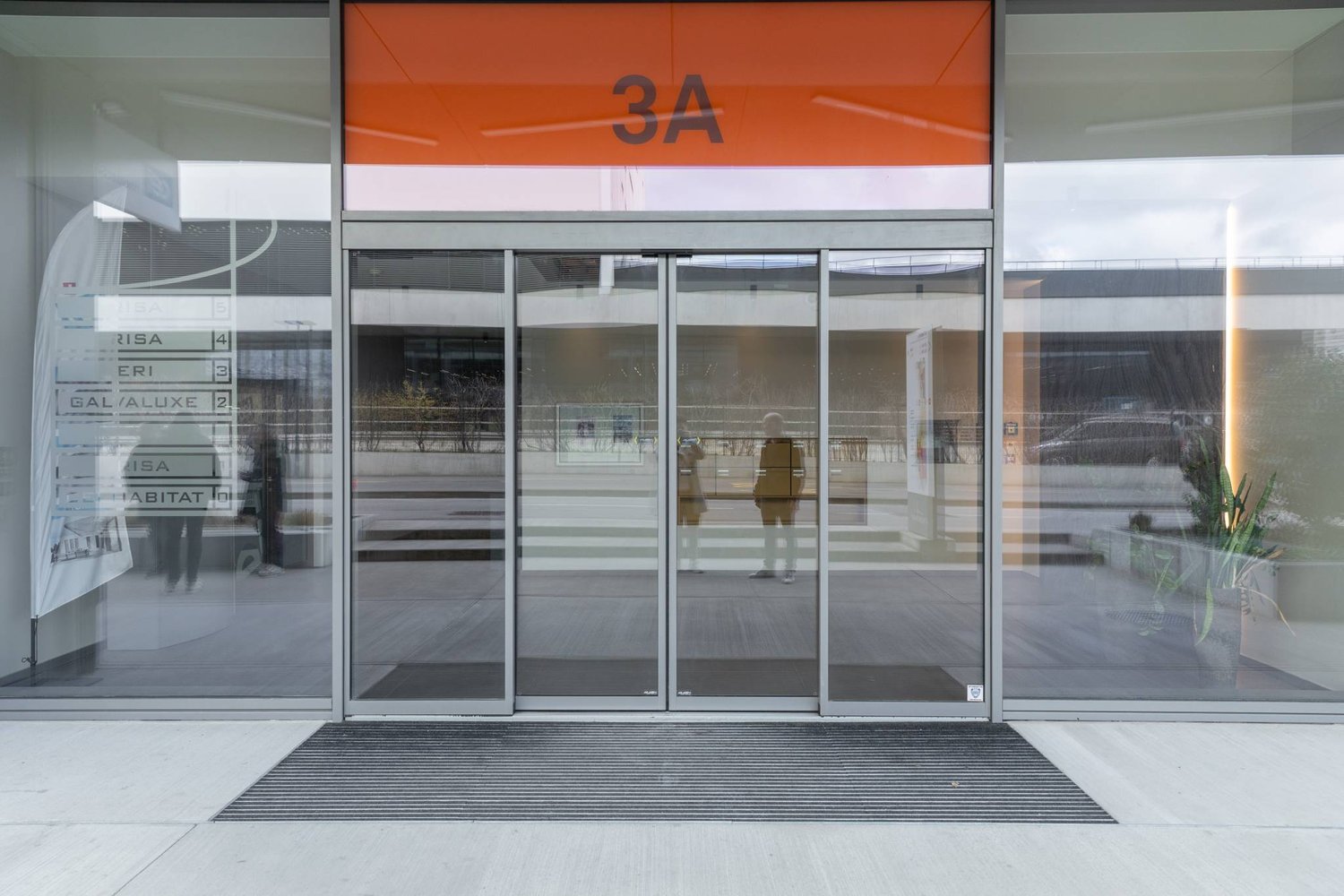 900m² ufficio