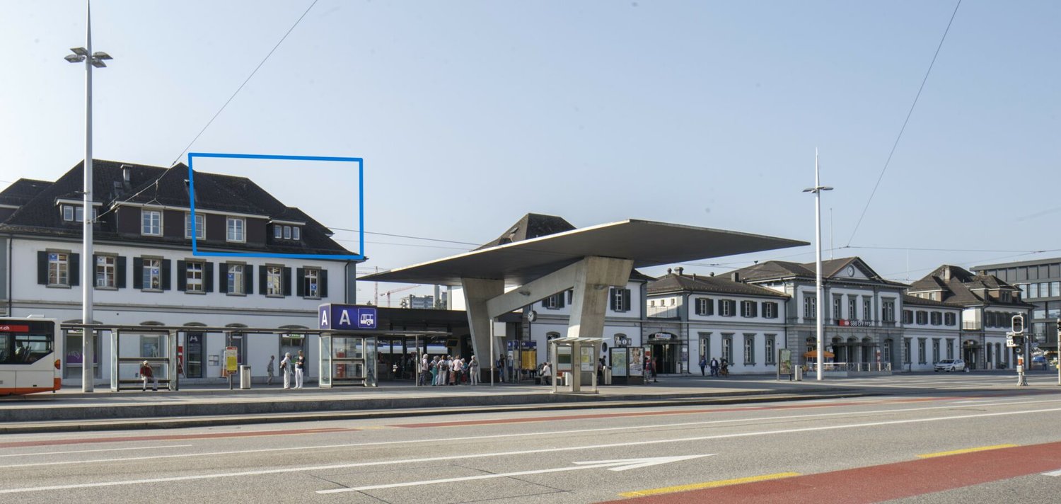 87m² office