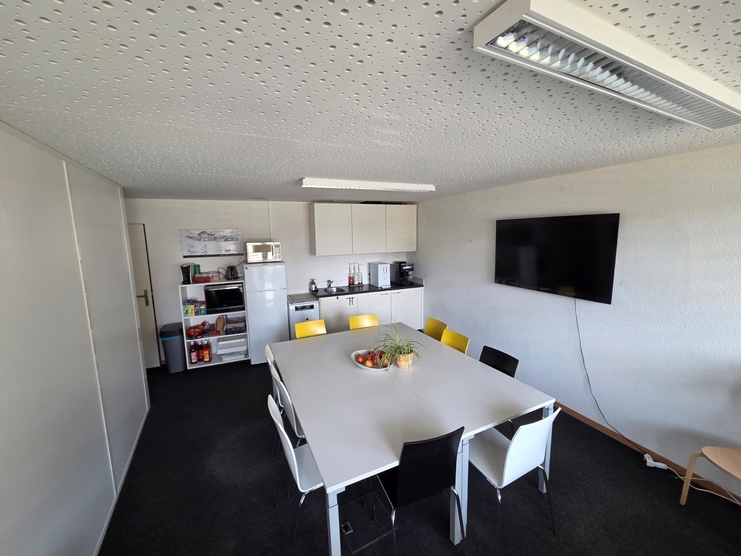 165m² office