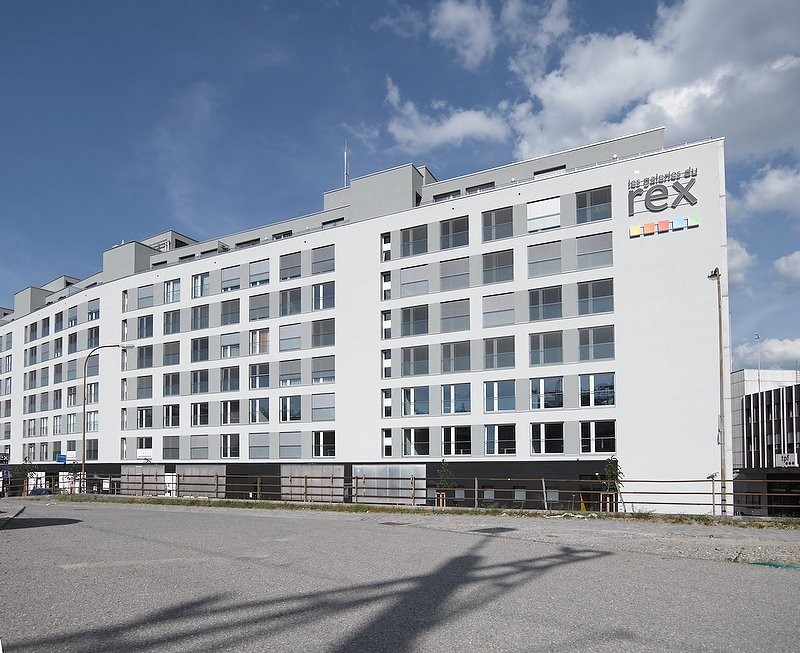 165m² office