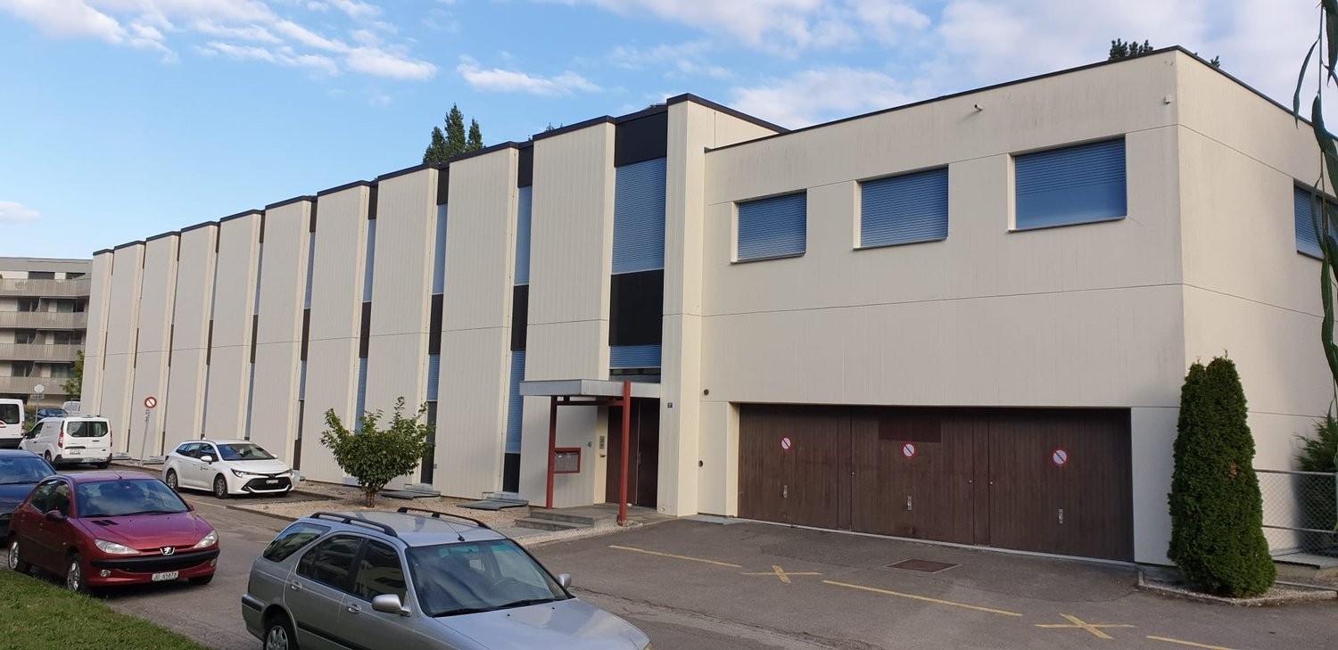 194m² office