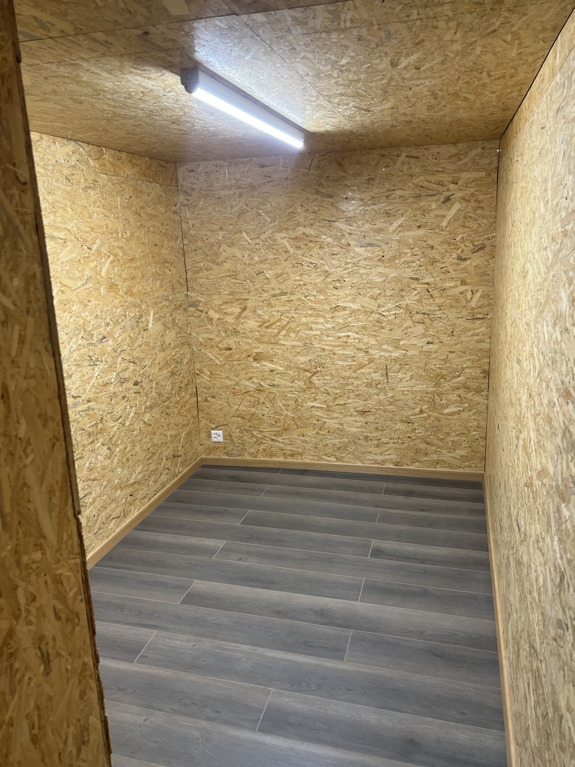 Espace commercial de 25-25m²