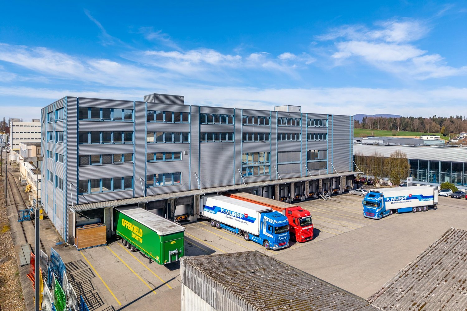 2500m² commerciale