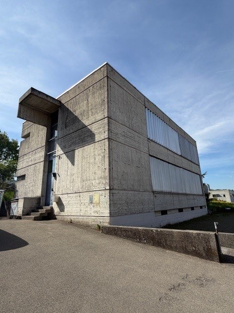 144m² office