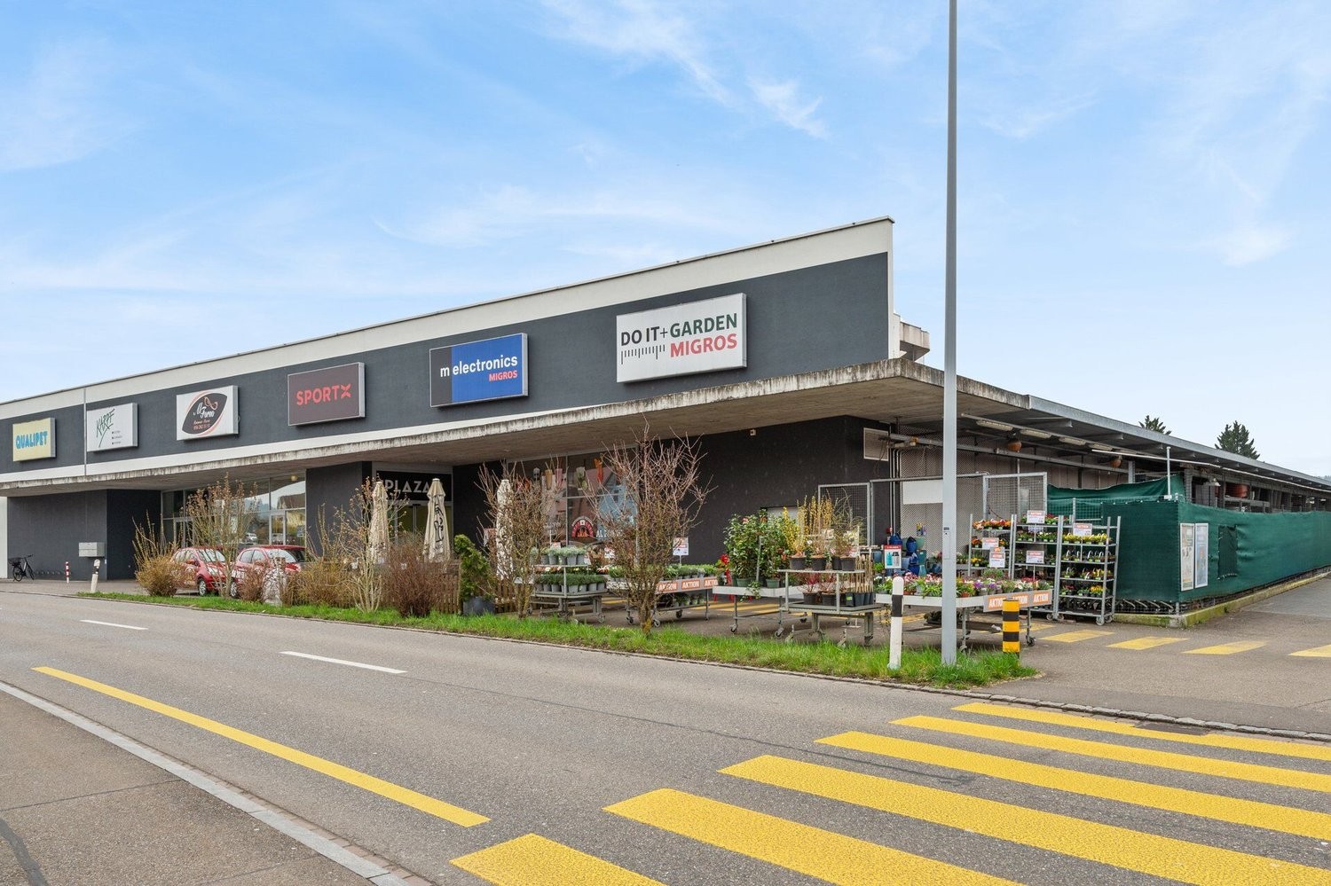 190m² negozio