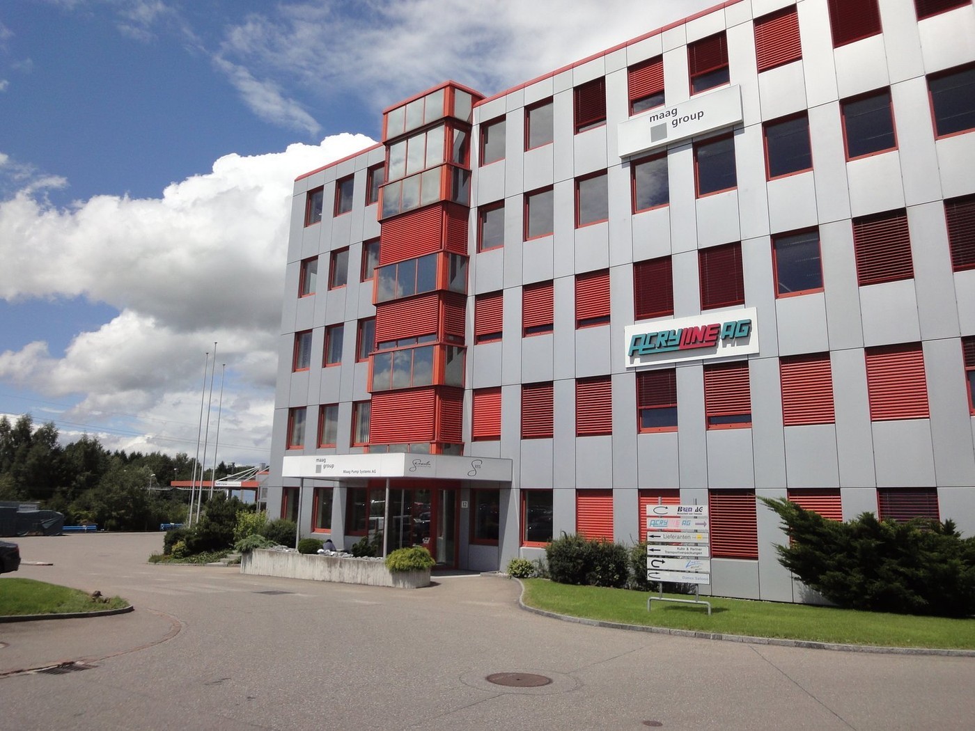 22m² office