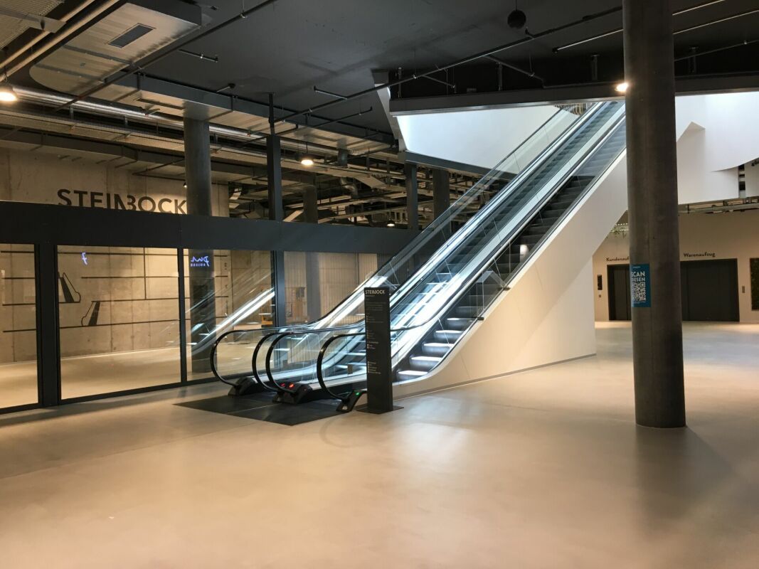 Shopping centre