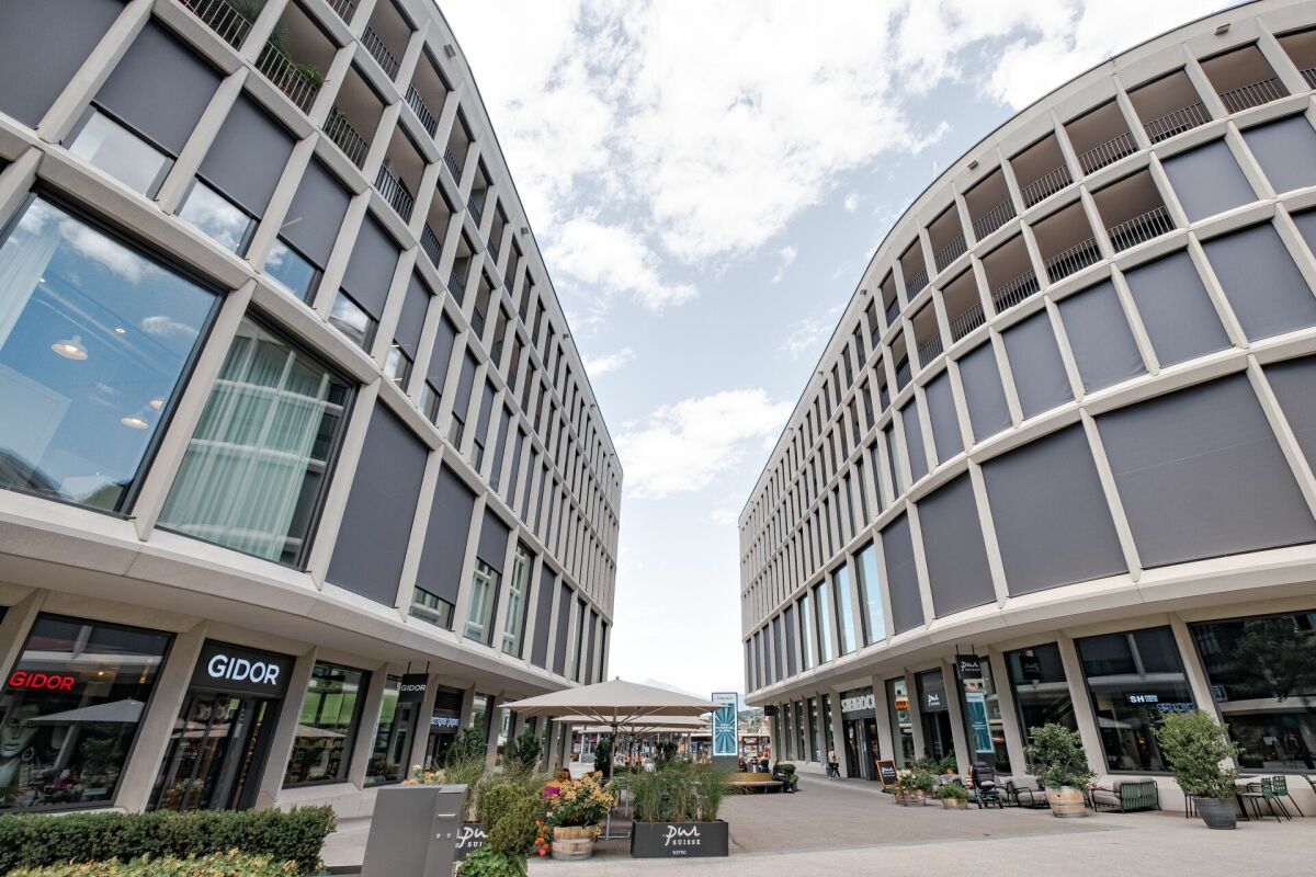 Shopping centre