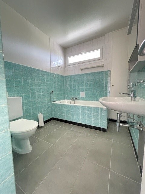 6 rooms apartment