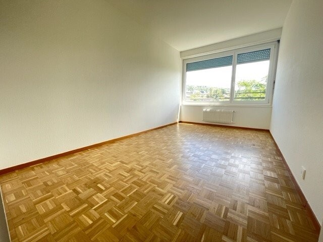 6 rooms apartment