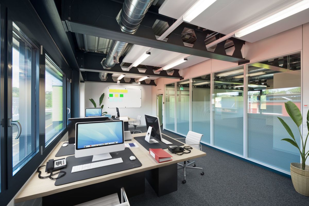 270m² studio