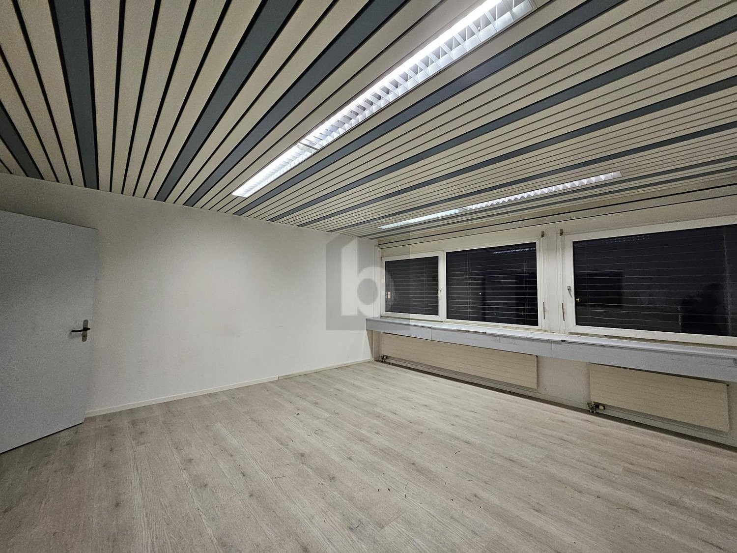 401m² bureau