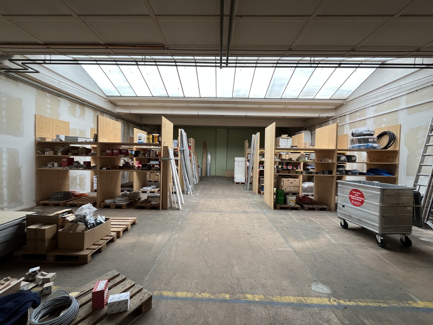 200m² commerciale