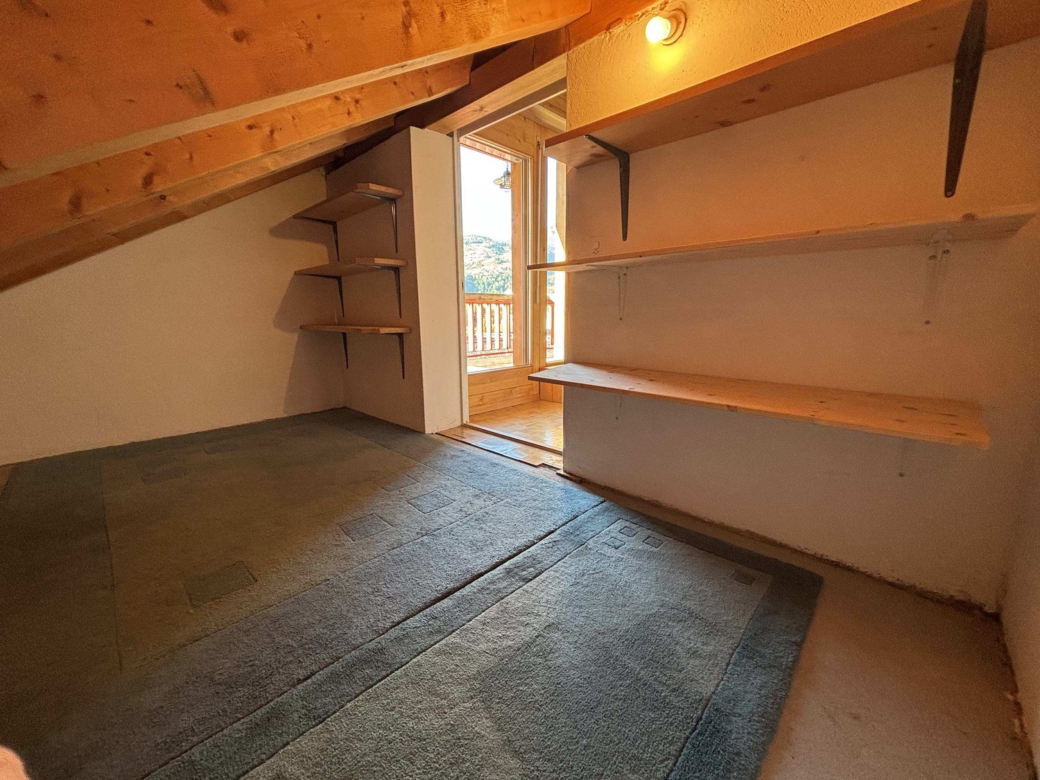 Roof flat